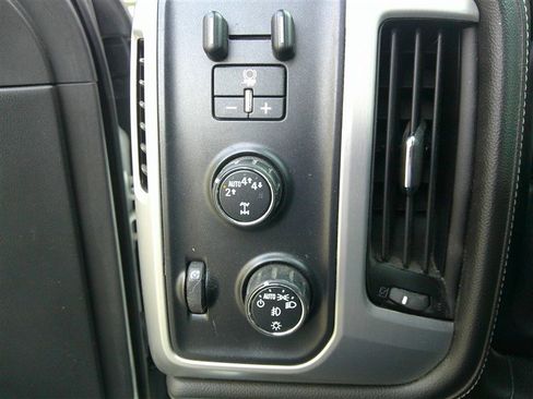 Used 2017 GMC Sierra 1500 SLT image 13