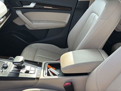 Used 2018 Audi Q5 2.0T Premium Plus w/ Premium Plus Package image 24