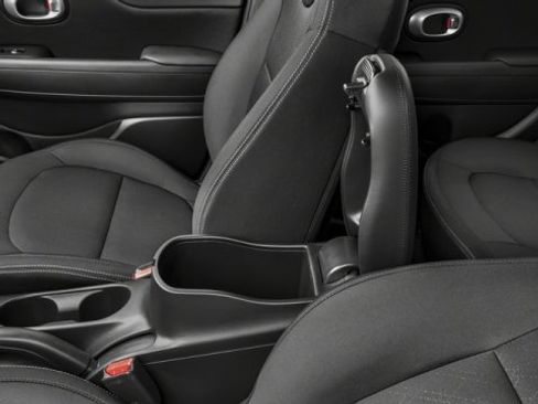 Used 2018 Kia Soul image 18