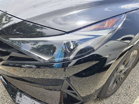 Certified 2023 Hyundai Elantra SEL FWD image 11