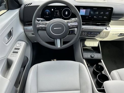 New 2026 Hyundai Kona SEL Premium image 4