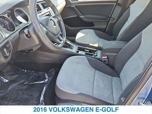 Used 2016 Volkswagen e-Golf SE w/ DC Fast Charging Package FWD image 20