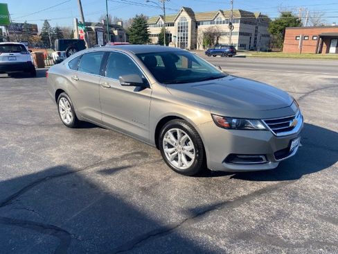 Used 2019 Chevrolet Impala LT image 3