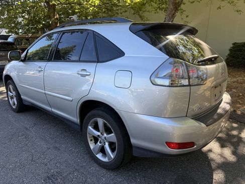 Used 2004 Lexus RX 330 FWD image 3