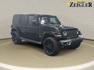 Used 2022 Jeep Wrangler Unlimited Sahara w/ Cold Weather Group video 3