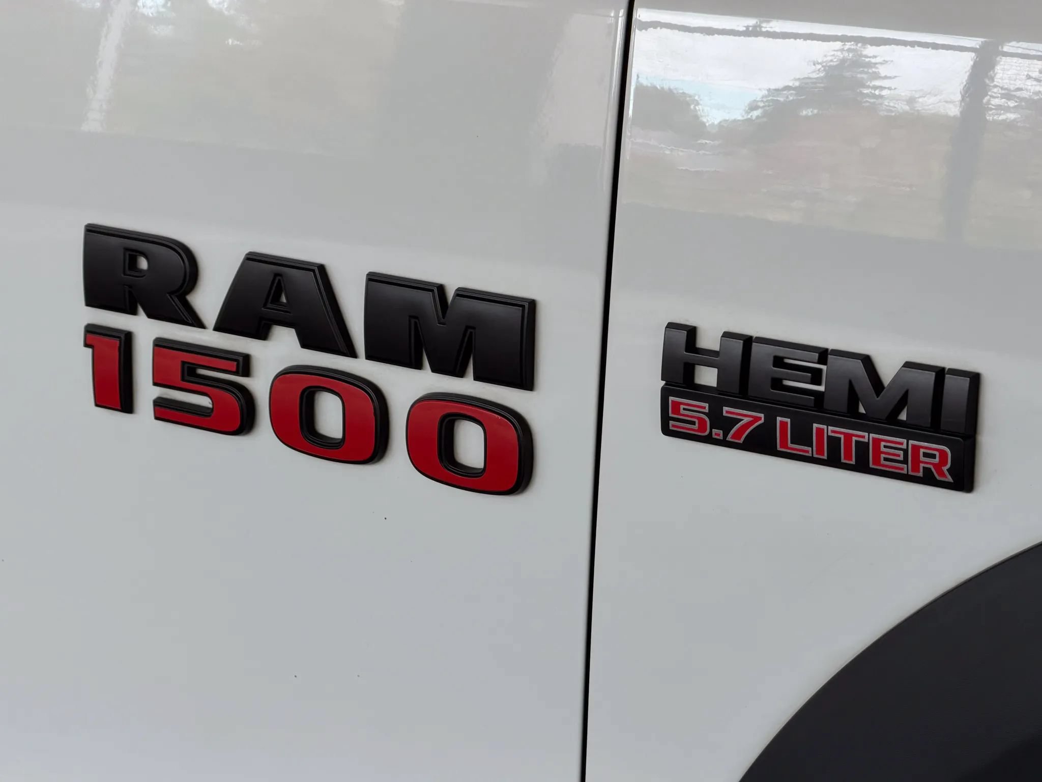 Used 2015 RAM 1500 Rebel AWD/4WD image 11