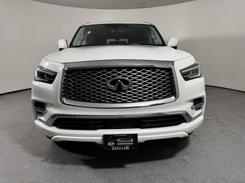 Used 2024 INFINITI QX80 Luxe w/ Cargo Package image 2