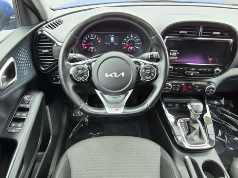 Used 2022 Kia Soul GT-Line FWD image 8