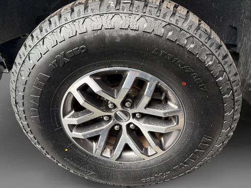 Used 2018 Ford F150 Raptor image 9