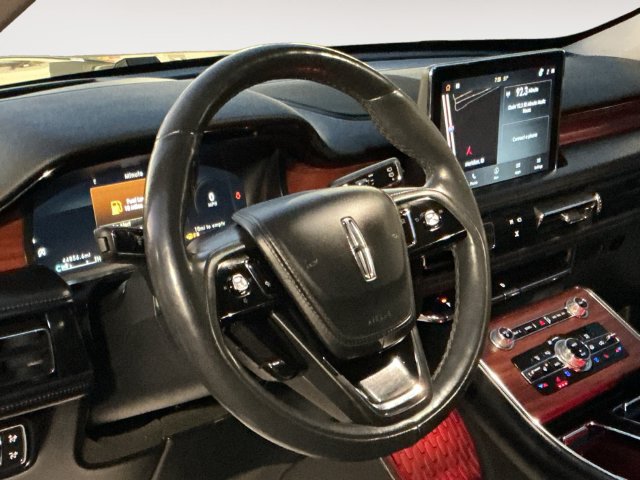 Used 2021 Lincoln Aviator Reserve w/ Equipment Group 210A AWD/4WD image 13