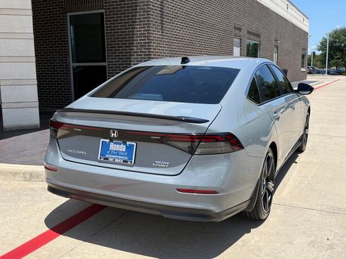 Used 2025 Honda Accord Sport image 5