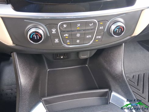 Used 2023 Chevrolet Traverse LS w/ Safety Package image 23