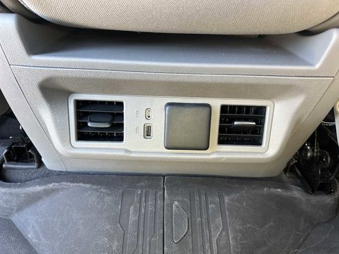 Used 2023 GMC Sierra 1500 SLE image 27