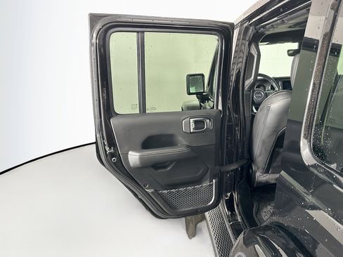 Used 2023 Jeep Wrangler Sahara w/ Cold Weather Group AWD/4WD image 26