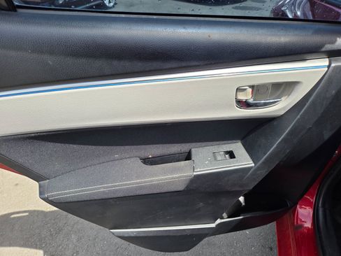 Used 2016 Toyota Corolla LE FWD image 9