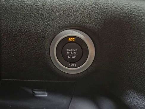 New 2026 Chrysler Pacifica Select image 21