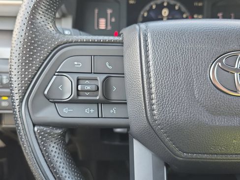 Used 2025 Toyota Tacoma SR5 RWD image 17
