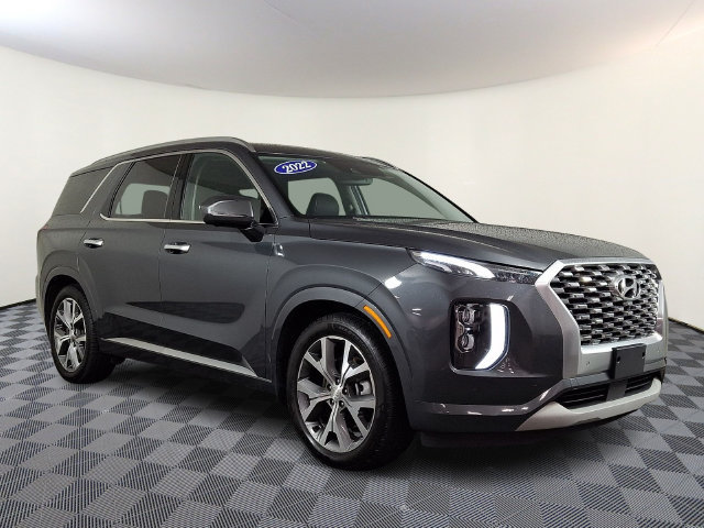 Used 2022 Hyundai Palisade Limited w/ Winter Package AWD/4WD image 1