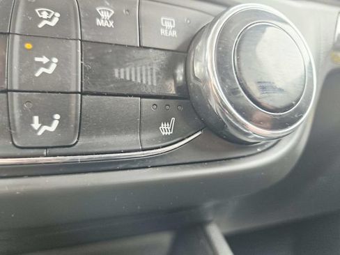 Used 2023 Chevrolet TrailBlazer LT w/ Convenience Package AWD/4WD image 24