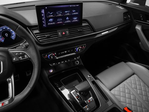 Used 2021 Audi SQ5 Prestige image 37