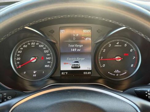 Used 2018 Mercedes-Benz GLC 350e 4MATIC image 11