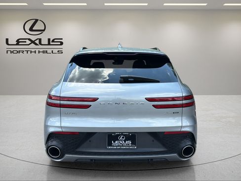 Used 2025 Genesis GV70 3.5T Sport AWD/4WD image 7