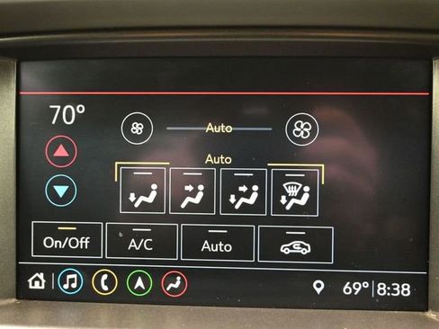 Used 2021 Chevrolet Colorado ZR2 w/ Colorado ZR2 Bison Edition AWD/4WD image 39