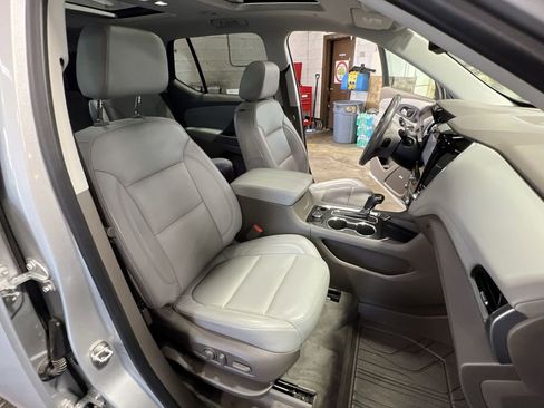 Certified 2020 Chevrolet Traverse Premier image 29