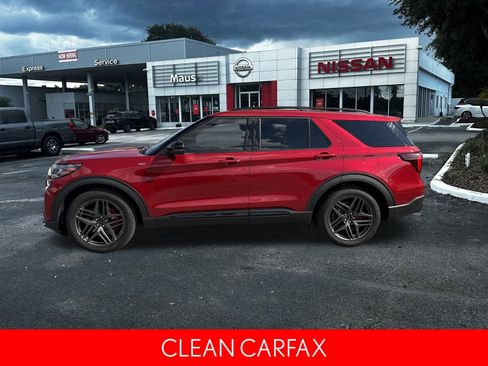 Used 2025 Ford Explorer ST-Line w/ Premium Package image 7