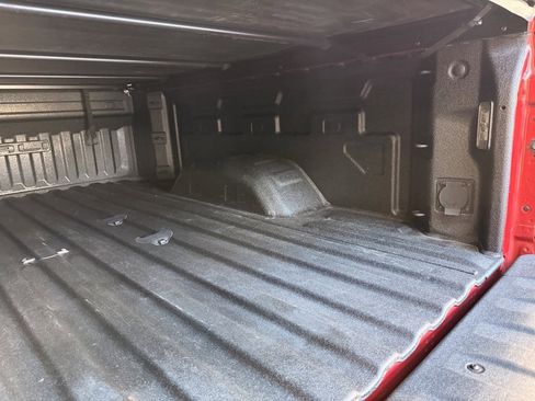 Used 2023 GMC Sierra 3500 Denali image 11