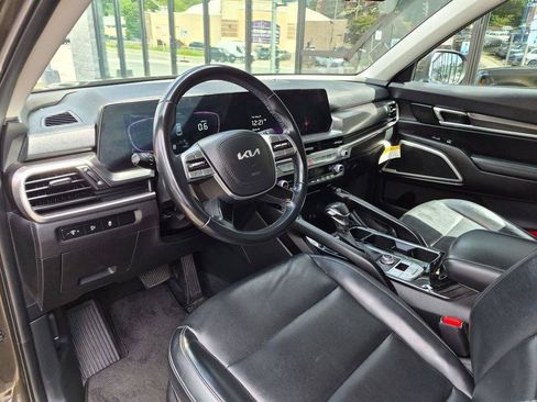 Used 2024 Kia Telluride S w/ S Sunroof Package AWD/4WD image 13