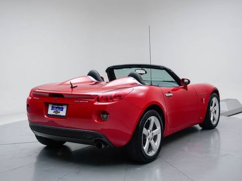 Used 2008 Pontiac Solstice Convertible w/ Premium Package RWD image 6