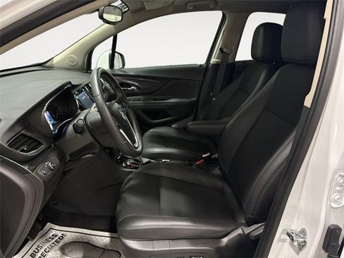 Used 2022 Buick Encore Preferred w/ Safety Package image 7