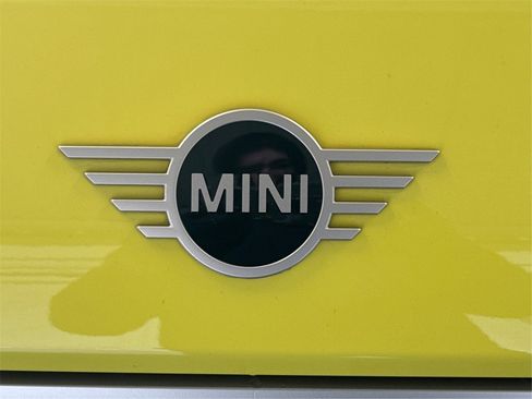 Used 2025 MINI Cooper S image 17