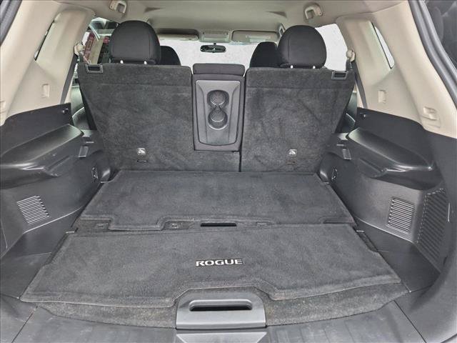 Used 2018 Nissan Rogue SV FWD image 6