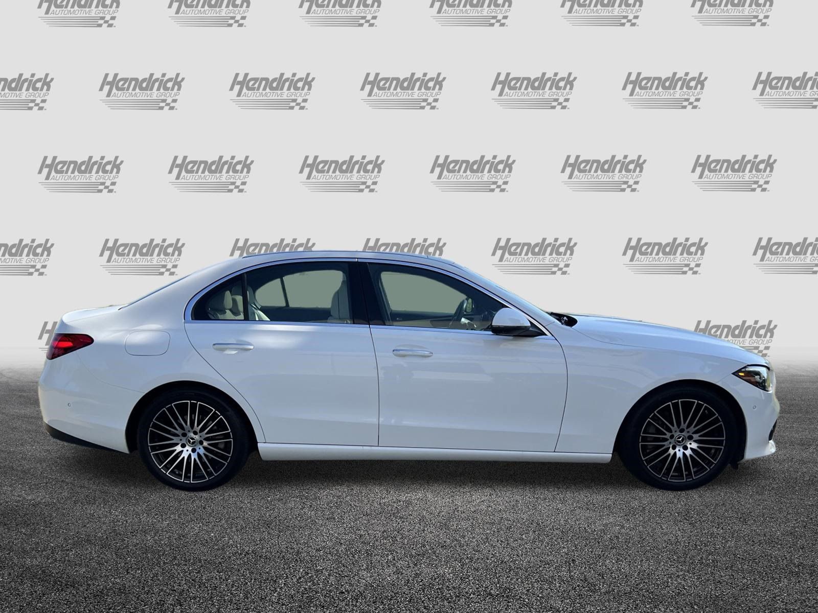 Used 2025 Mercedes-Benz C 300 Sedan image 10
