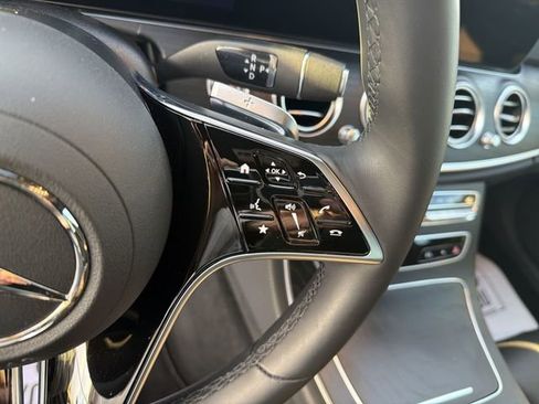 Used 2022 Mercedes-Benz E 350 Sedan image 18