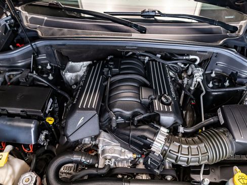 Used 2022 Dodge Durango SRT w/ Technology Group image 30