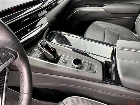 Used 2024 Cadillac Escalade Sport w/ LPO, ONYX Package AWD/4WD image 15