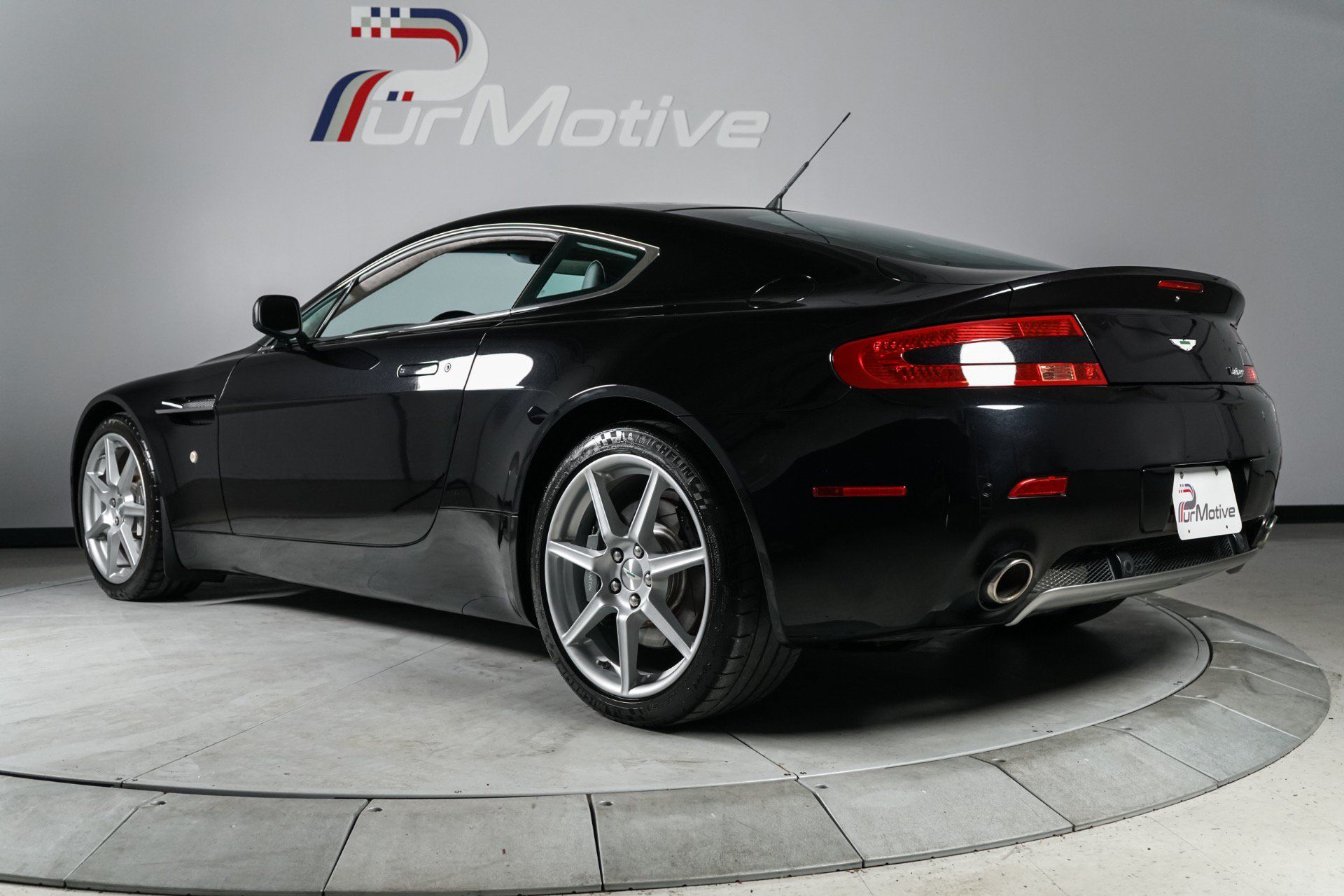 Used 2007 Aston Martin V8 Vantage Coupe RWD image 5