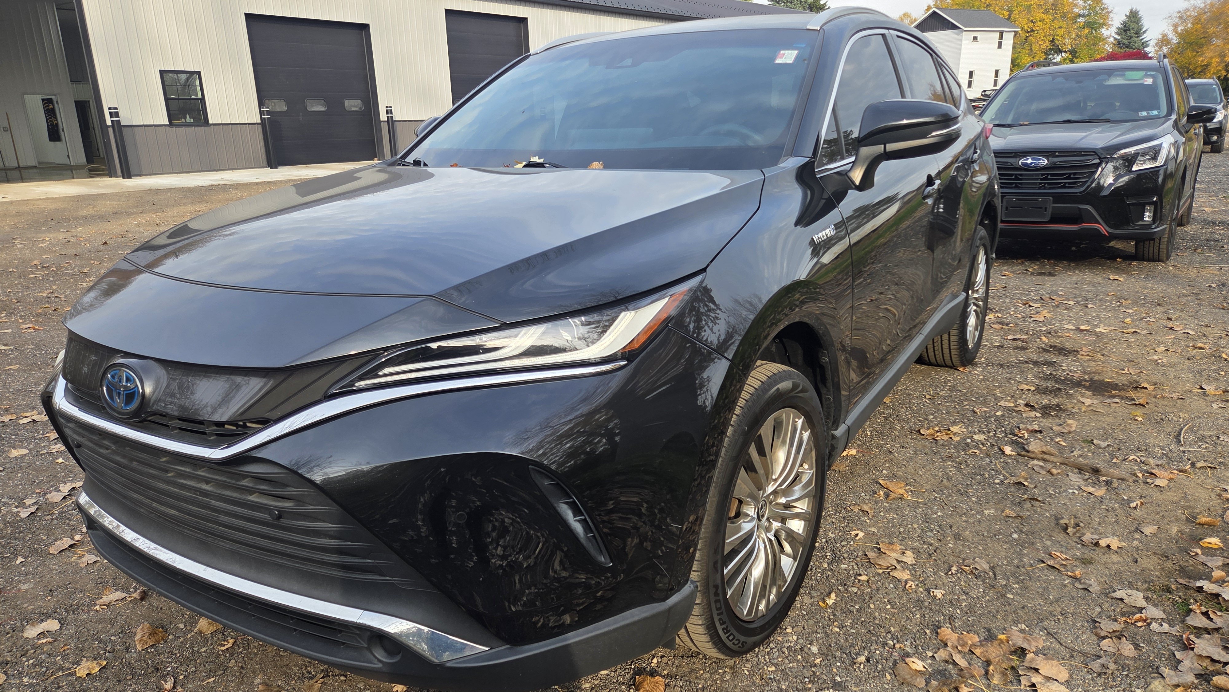 Used 2021 Toyota Venza XLE w/ Softex Package AWD/4WD image 18