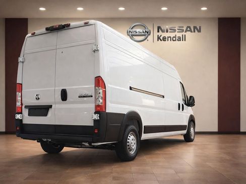 Used 2025 RAM ProMaster 3500 w/ Convenience Group FWD image 4