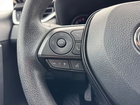 Used 2025 Toyota RAV4 LE image 22