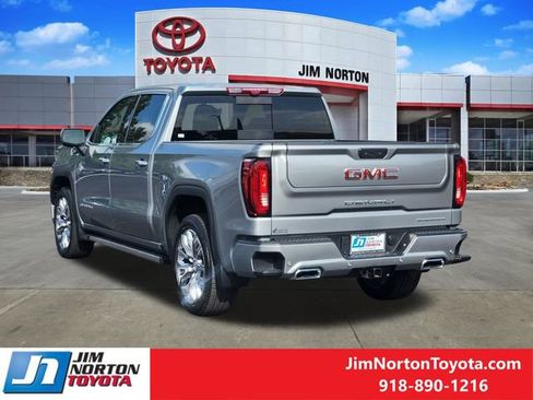 Used 2025 GMC Sierra 1500 Denali AWD/4WD image 8