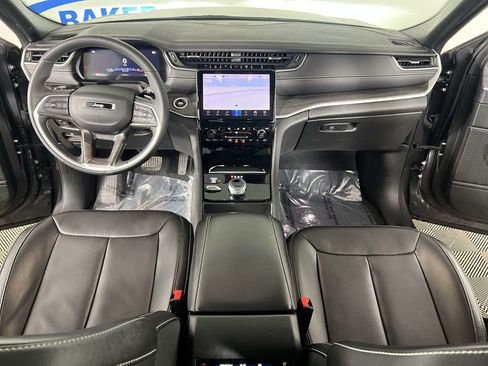 Used 2024 Jeep Grand Cherokee L Limited w/ Luxury Tech Group II image 22