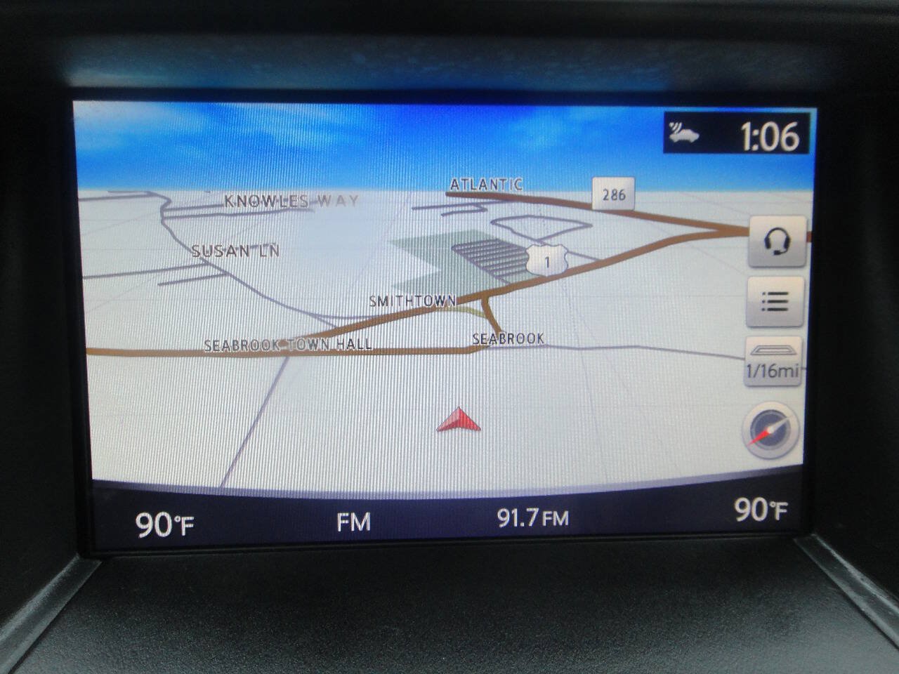 Used 2020 Nissan Pathfinder SL AWD/4WD image 10