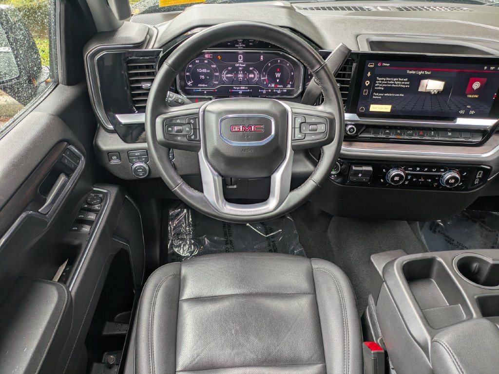 Used 2025 GMC Sierra 1500 SLT AWD/4WD image 15