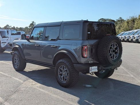 New 2025 Ford Bronco Badlands image 7