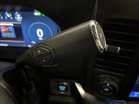 Used 2024 Ford F250 Lariat w/ Lariat Ultimate Package image 24