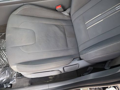 Used 2023 Hyundai Elantra SEL w/ Convenience Package FWD image 28